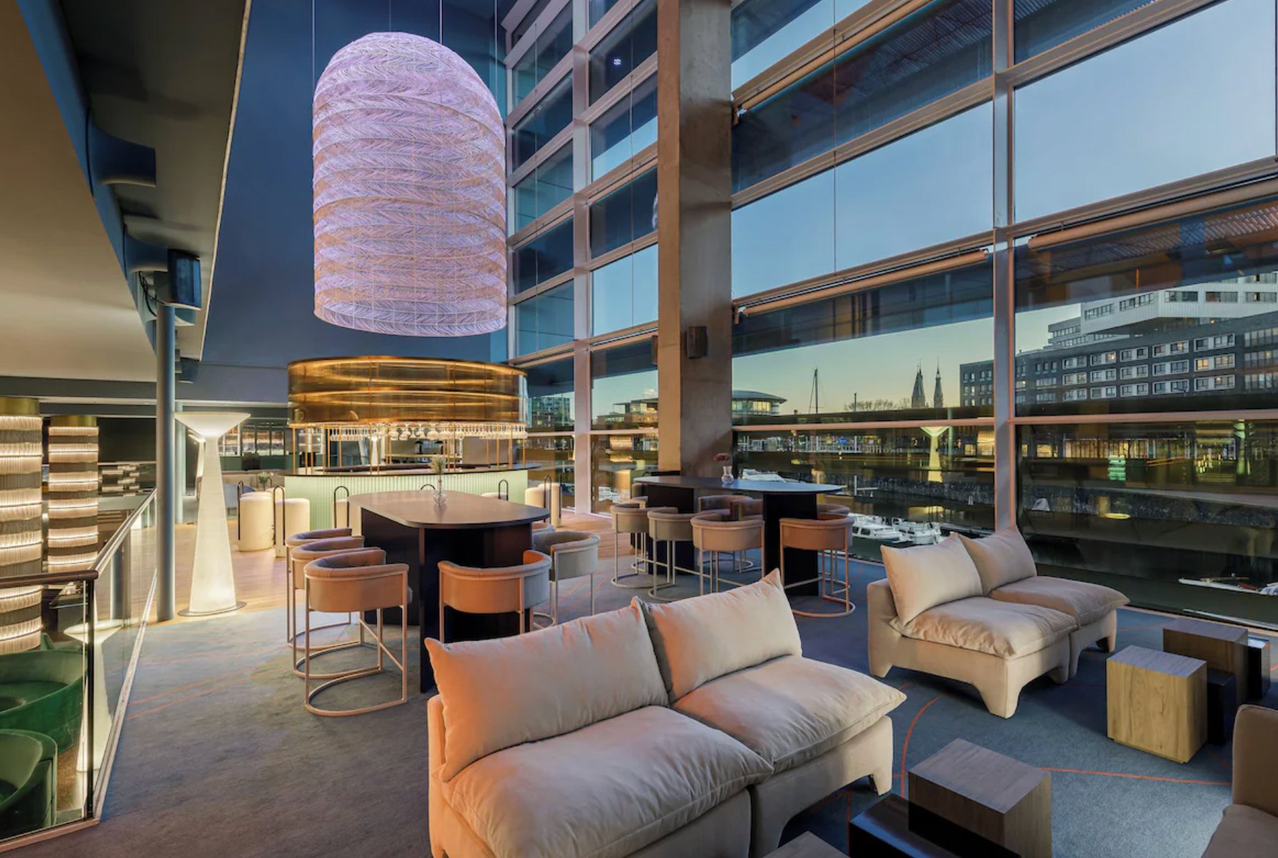 Aitana Lounge