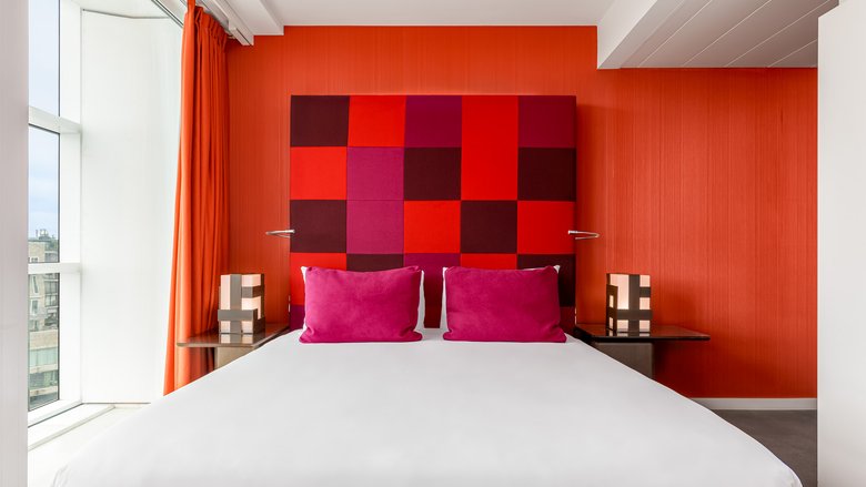 Executive Room