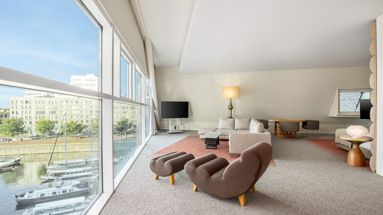 King Suite